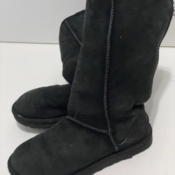 Classic Tall Black UGGS Boots Size 7 - Picture 2 of 10